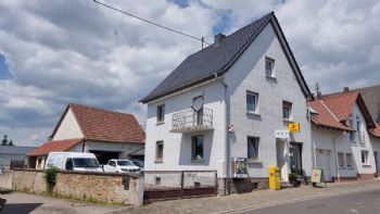 Haus mit Werkstatt