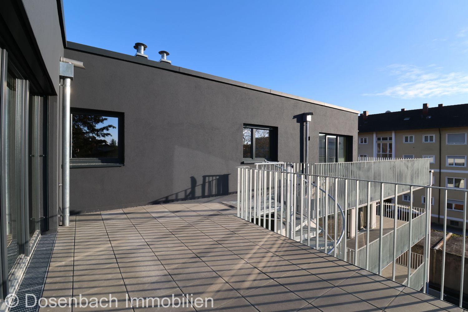 Morgen schon einziehen! Exklusive Wohnung im Zentrum von Grenzach (Penthouse 10) - Photo 1