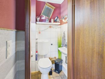 Gäste WC - Lütt Immobilien - Selent 