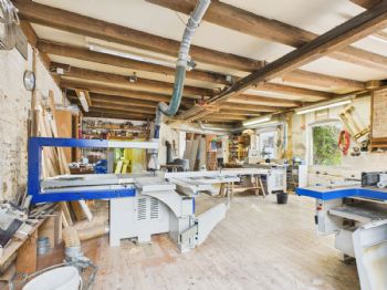 Werkstatt - Maschine - Lütt Immobilien - Malente