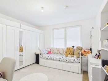 Schlafzimmer 1 - Lütt Immobilien - Kiel