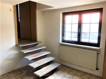 Whg. 2 Küche mit Eingangsbereich