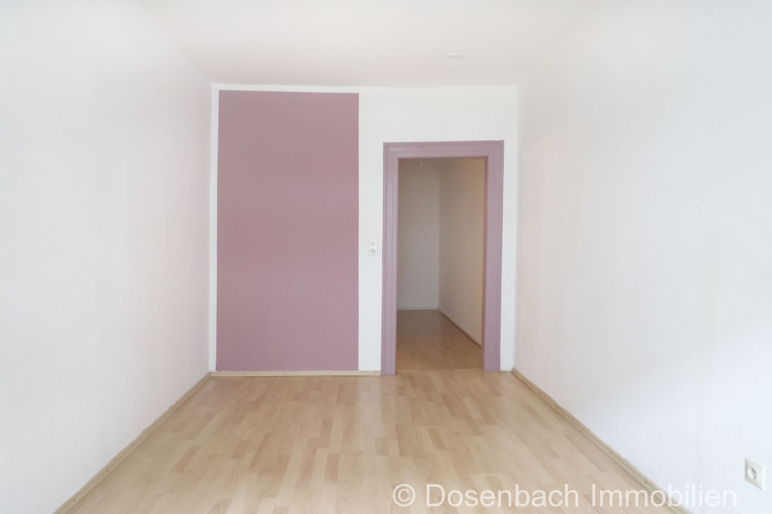 3-Zimmer-Wohnung mit Einbauküche und besonderem Heizcharakter in zentraler Lage - Photo 4