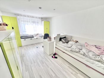 Schlafzimmer 3