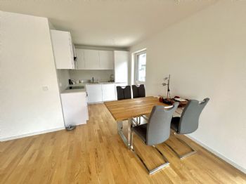 Offener Wohn/Koch und Essbereich