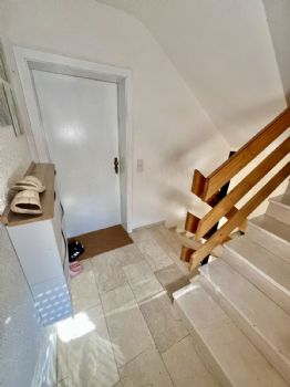 Teppenhaus ins Untergeschoss